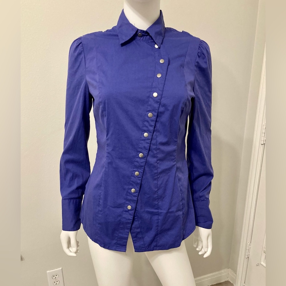 2B Bebe Women's long sleeve purple top with buttons. size - S